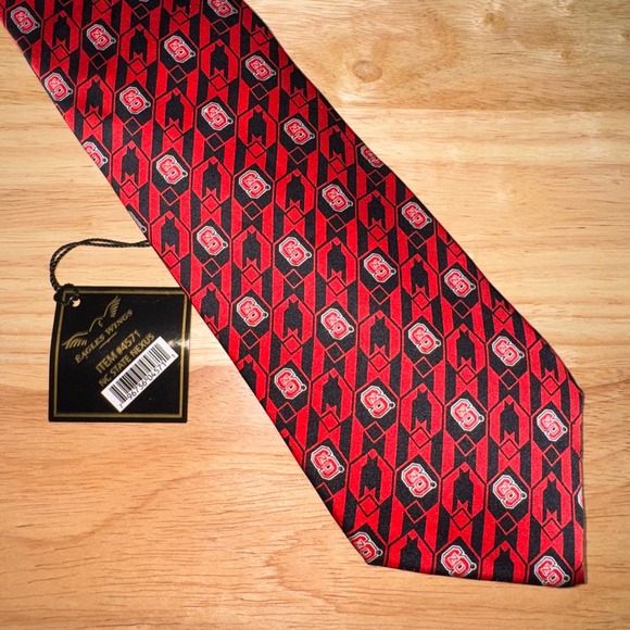 Eagles Wings Other - NC State Wolfpack Men Red Black Silk Nexus Geometric Necktie Eagles Wings